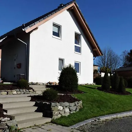 - Haus